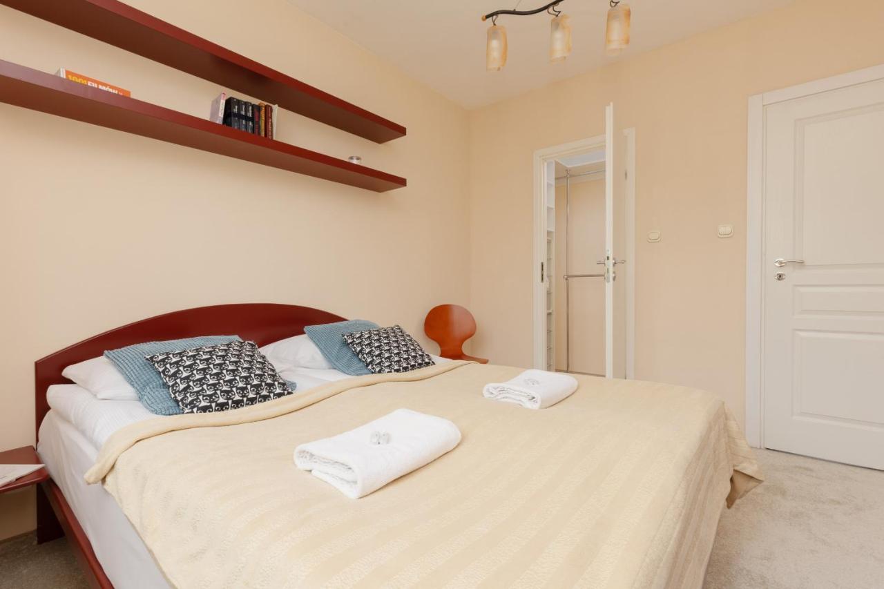 Spacious & Quiet 1 Bedroom Apartment In Pruszkow By Noclegi Renters 外观 照片